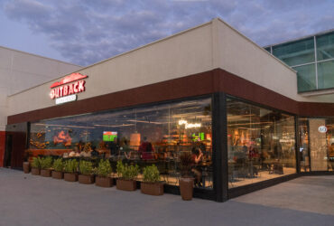 Outback Macaé oferece uma experiência completa com o conceito de Casual Dining